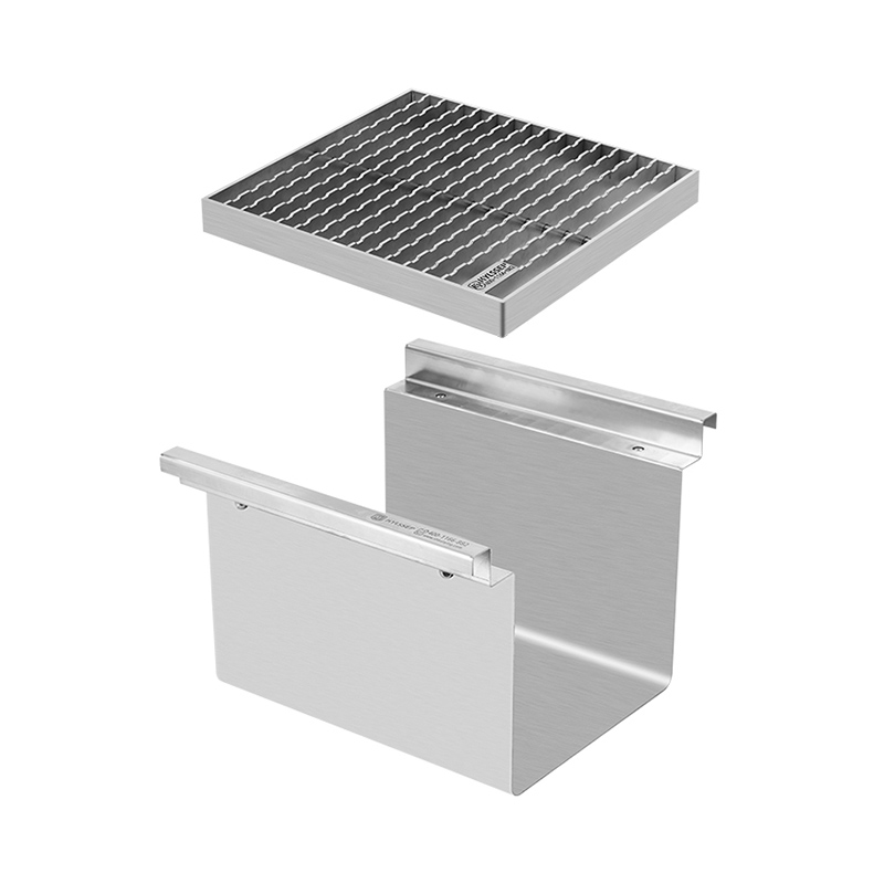 caniveau de tranchée avec grille d'échelle
